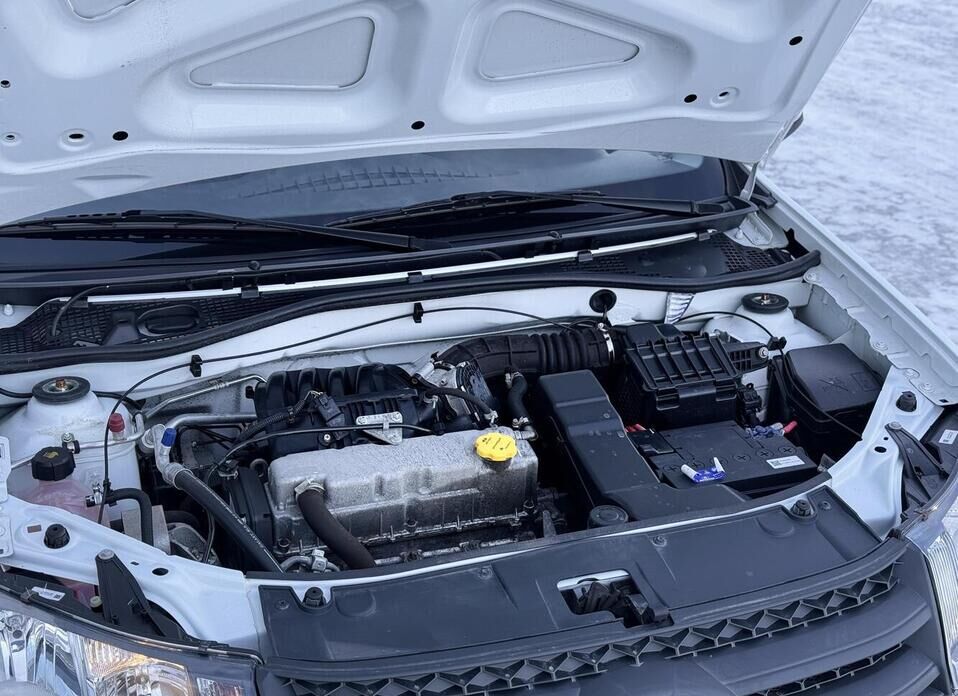 LADA (ВАЗ) Largus, I Рестайлинг 1.6 MT (90 л.с.)