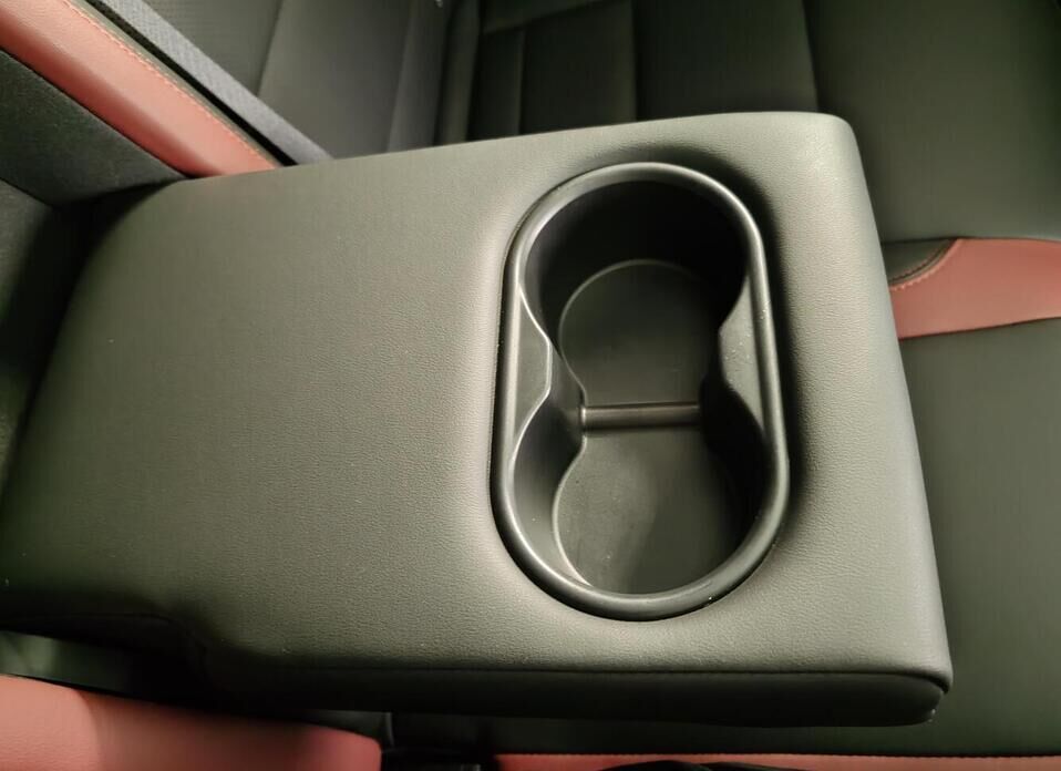 Geely Coolray 1.5 AMT (150 л.с.)