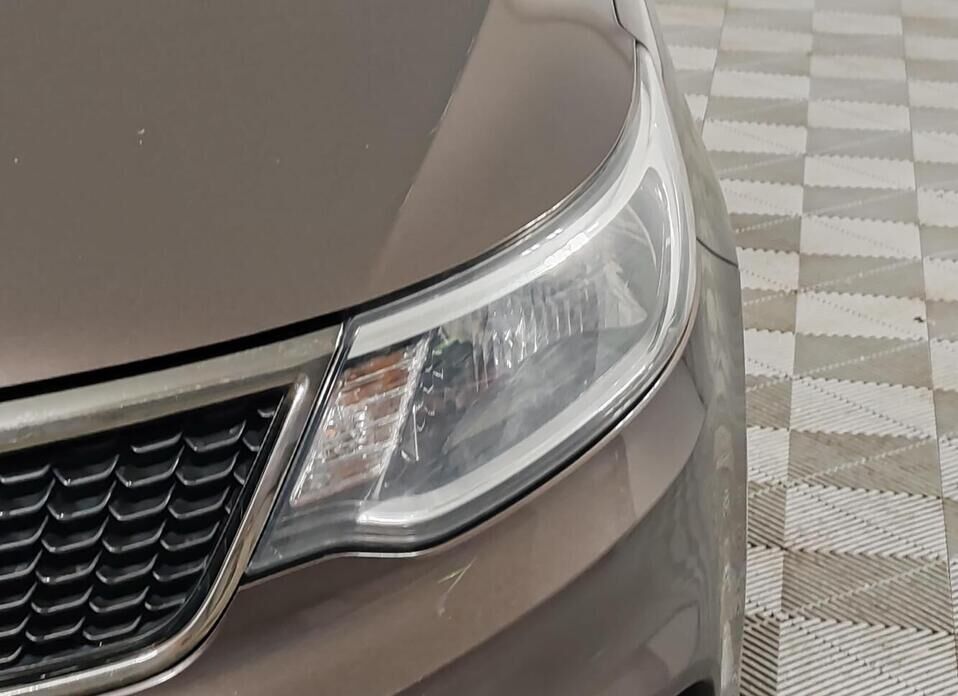 Kia Rio, III Рестайлинг 1.6 AT (123 л.с.)