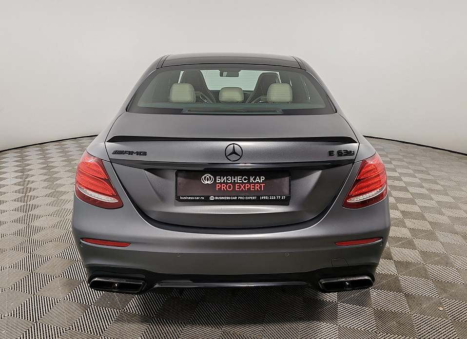 Mercedes-Benz E-Класс AMG, V (W213) 63 AMG S 4.0 AT (612 л.с.) 4WD