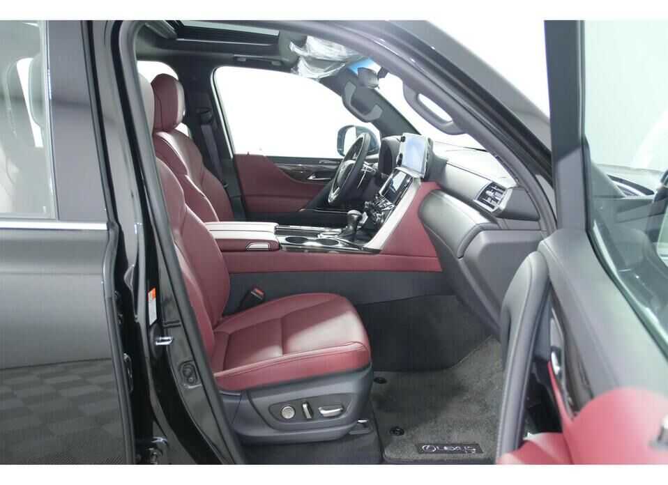 Lexus LX, IV 600 3.5 AT (415 л.с.) 4WD