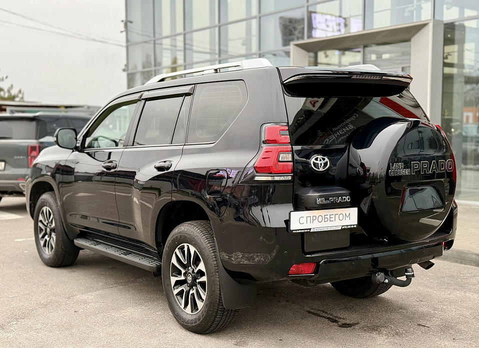 Toyota Land Cruiser Prado, 150 Series Рестайлинг 3 2.8d AT (204 л.с.) 4WD
