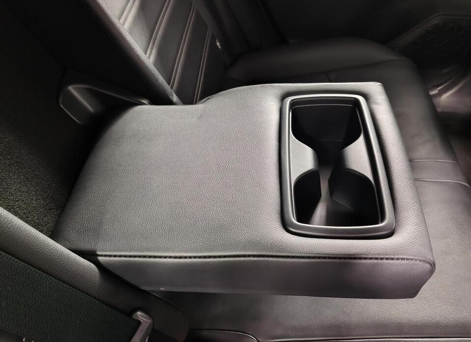 Toyota RAV4, V (XA50) 2.5 AT (199 л.с.) 4WD