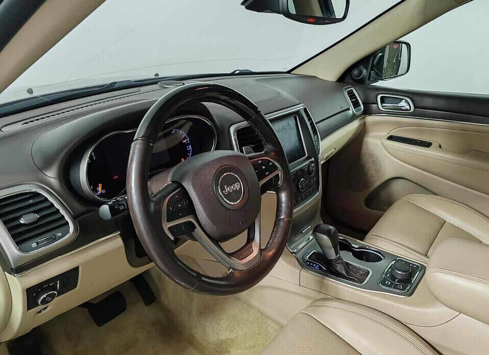 Jeep Grand Cherokee, IV (WK2) Рестайлинг 3.6 AT (286 л.с.) 4WD