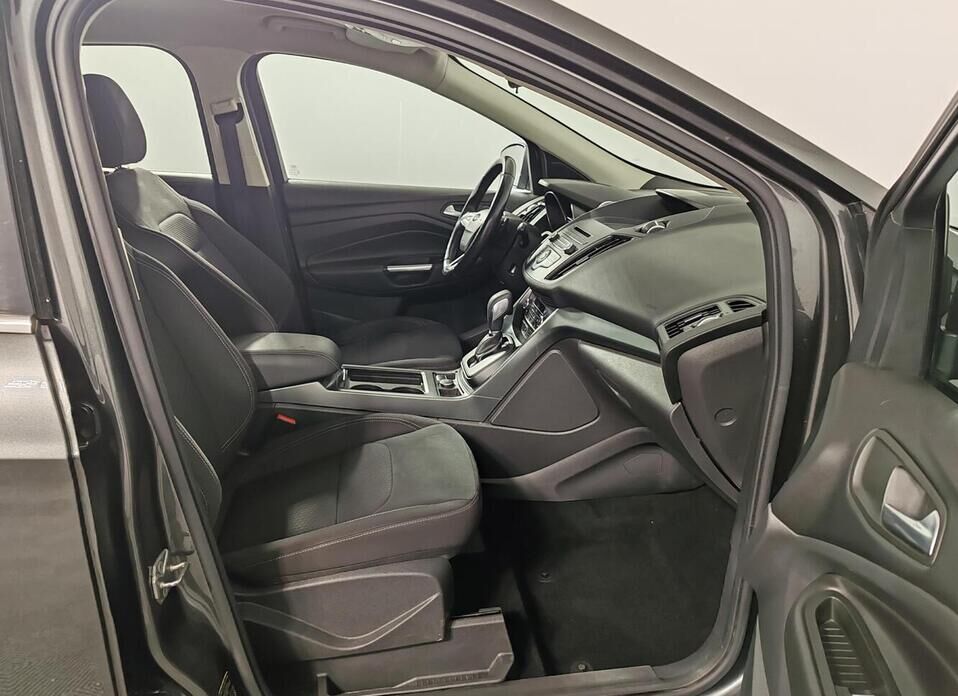 Ford Kuga, II Рестайлинг 2.5 AT (150 л.с.)