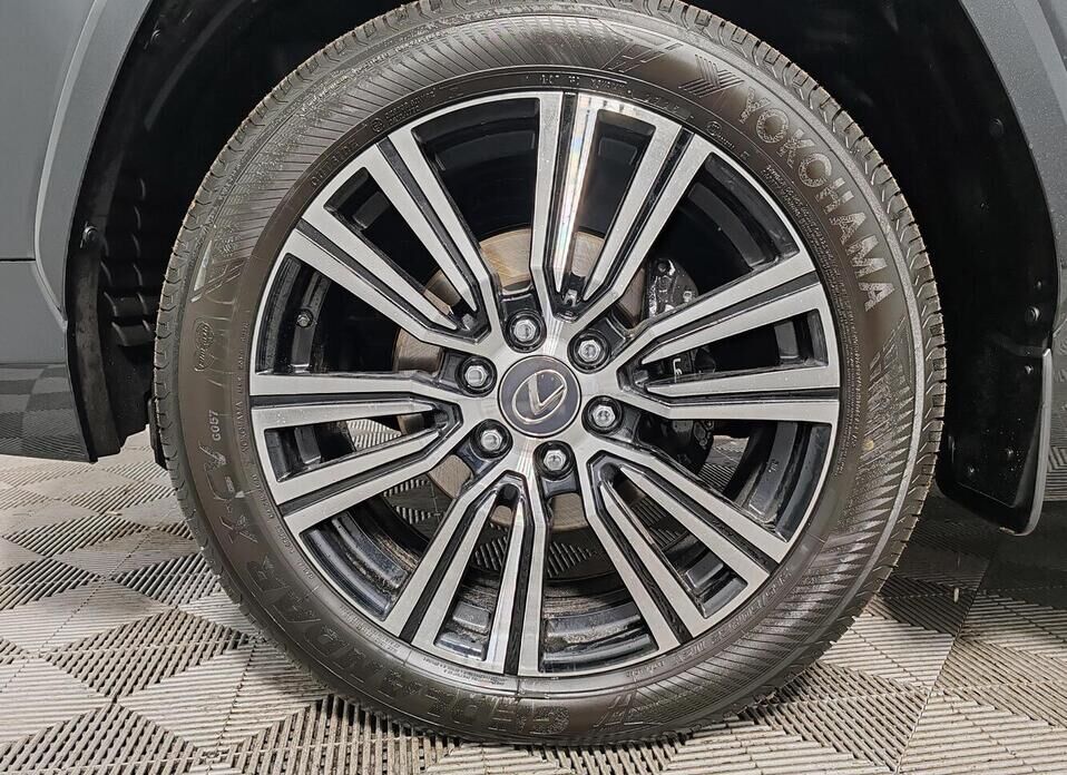 Lexus LX, IV 500d 3.4d AT (299 л.с.) 4WD