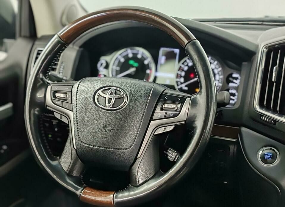 Toyota Land Cruiser 4.6 AT (309 л.с.) 4WD