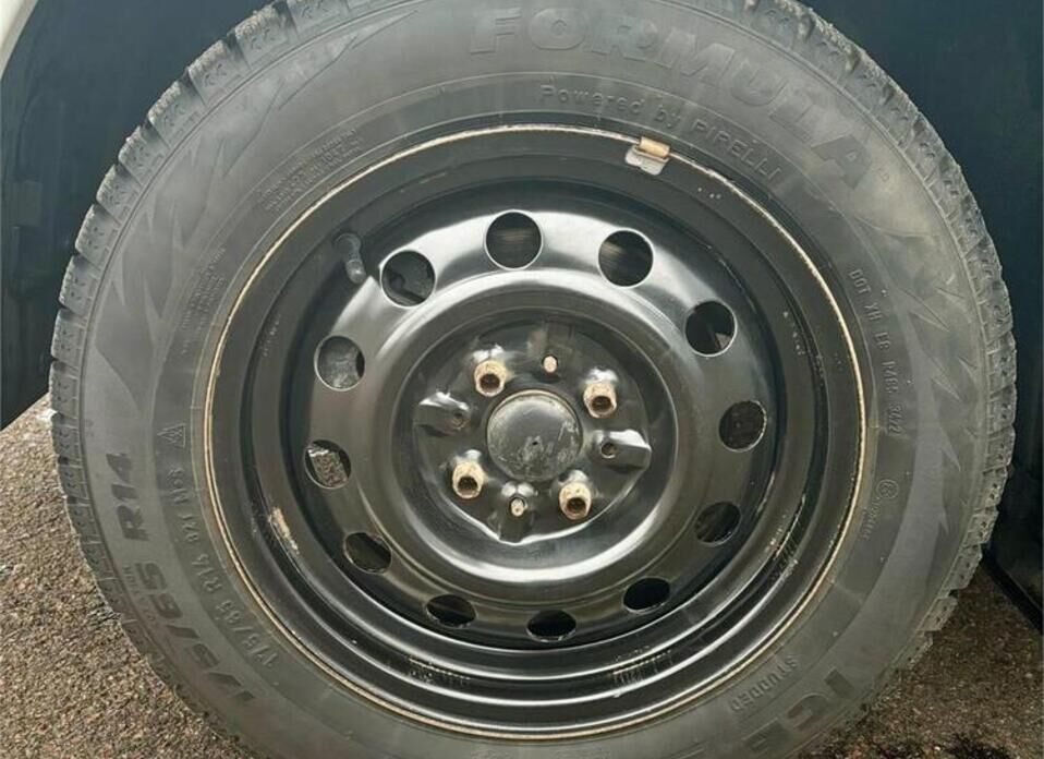 LADA (ВАЗ) Granta, I Рестайлинг 1.6 MT (90 л.с.)