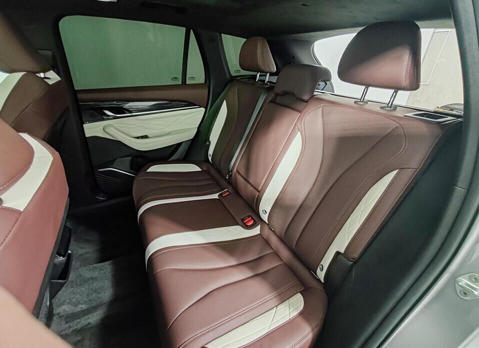 Geely Monjaro 2.0 AT (238 л.с.) 4WD