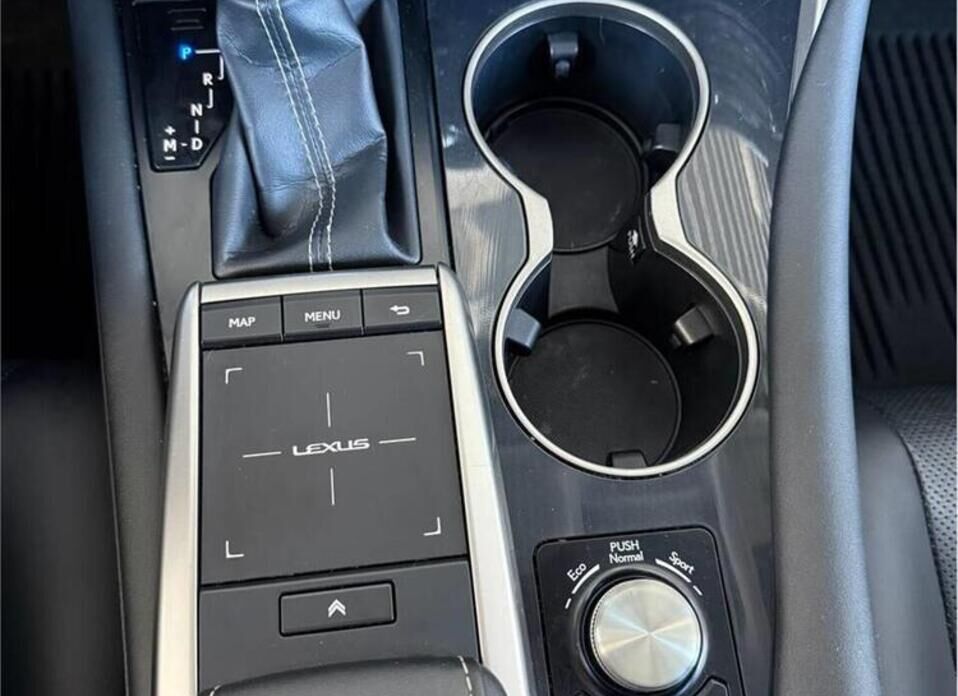 Lexus RX, IV Рестайлинг 300 2.0 AT (238 л.с.) 4WD