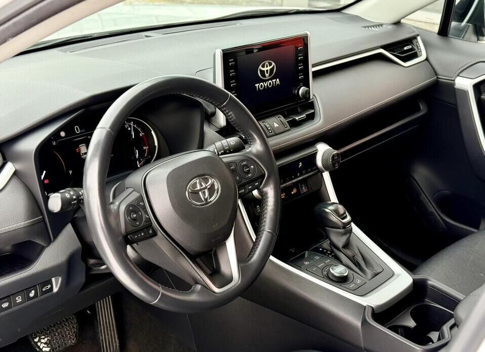 Toyota RAV4, V (XA50) 2.5 AT (199 л.с.) 4WD