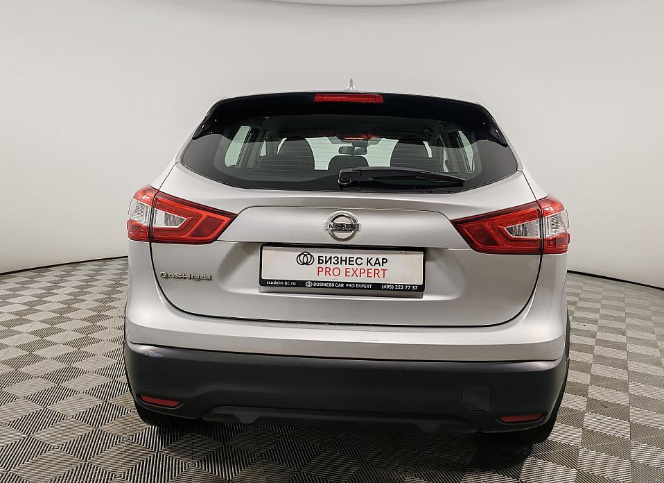 Nissan Qashqai, II Рестайлинг 2.0 CVT (144 л.с.)