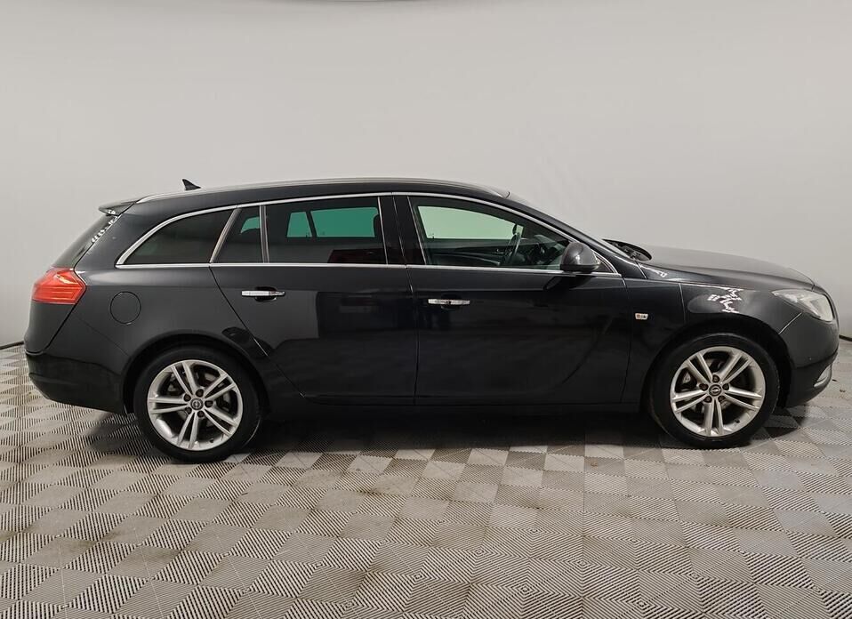 Opel Insignia, I 2.0 AT (220 л.с.)