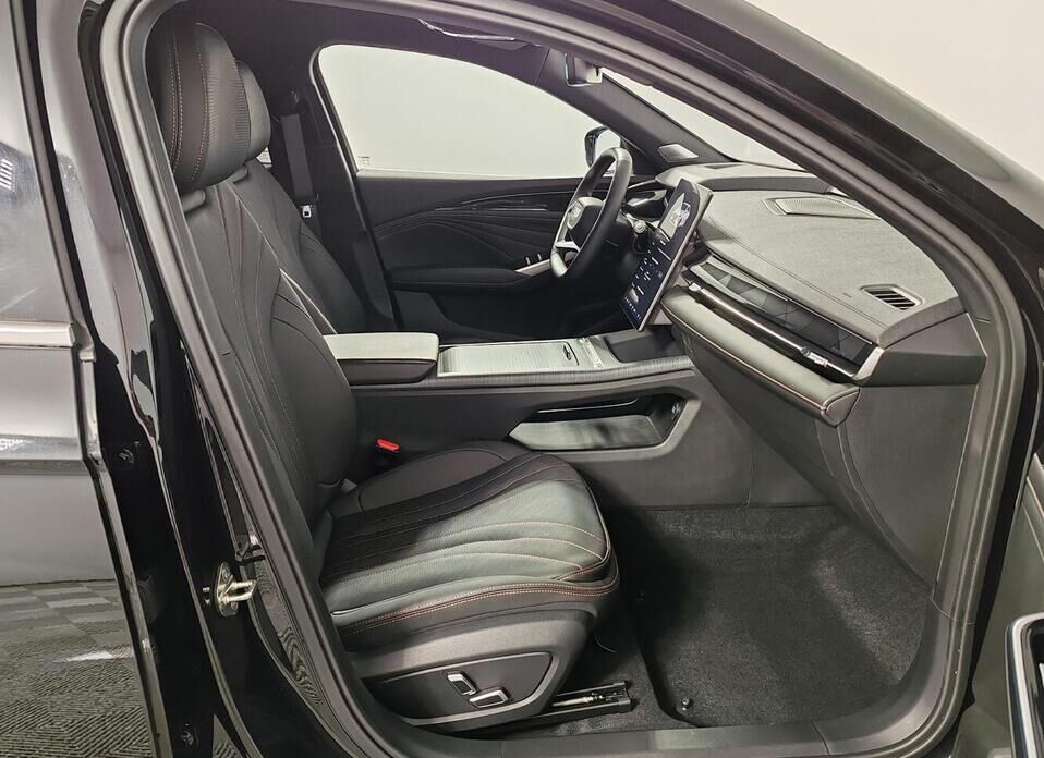 Geely Preface 2.0 AMT (200 л.с.)