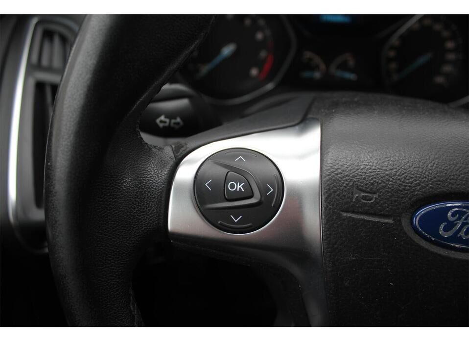 Ford Focus, III 1.6 AMT (125 л.с.)