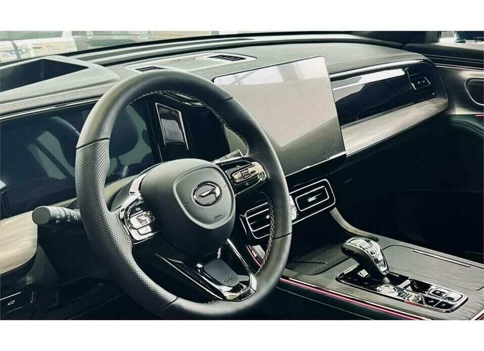 GAC GS8 2.0 AT (231 л.с.) 4WD