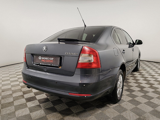 Skoda Octavia, 2010&nbsp;г., 324&nbsp;912&nbsp;км