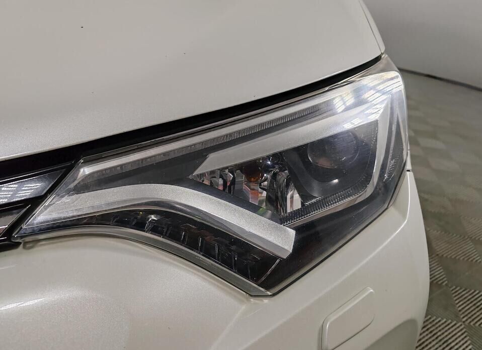 Toyota RAV4 2.0 CVT (146 л.с.) 4WD