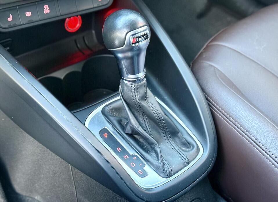 Audi A1, I (8X) 1.4 AMT (122 л.с.)