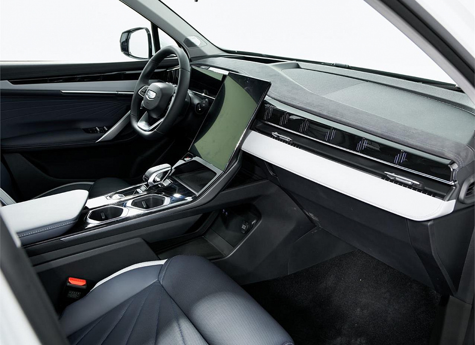 Geely Atlas, II 2.0 AMT (200 л.с.)