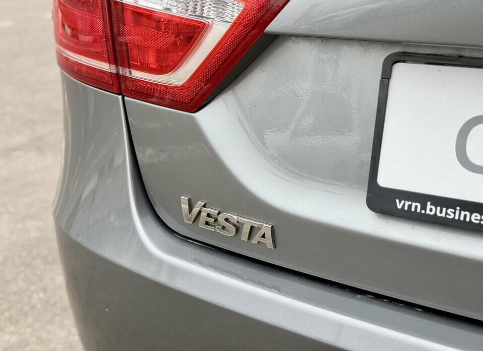 LADA (ВАЗ) Vesta, I 1.6 MT (106 л.с.)