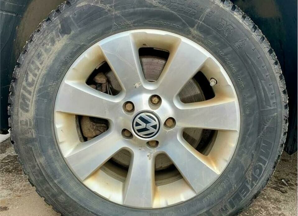 Volkswagen Tiguan 2.0 AT (170 л.с.) 4WD