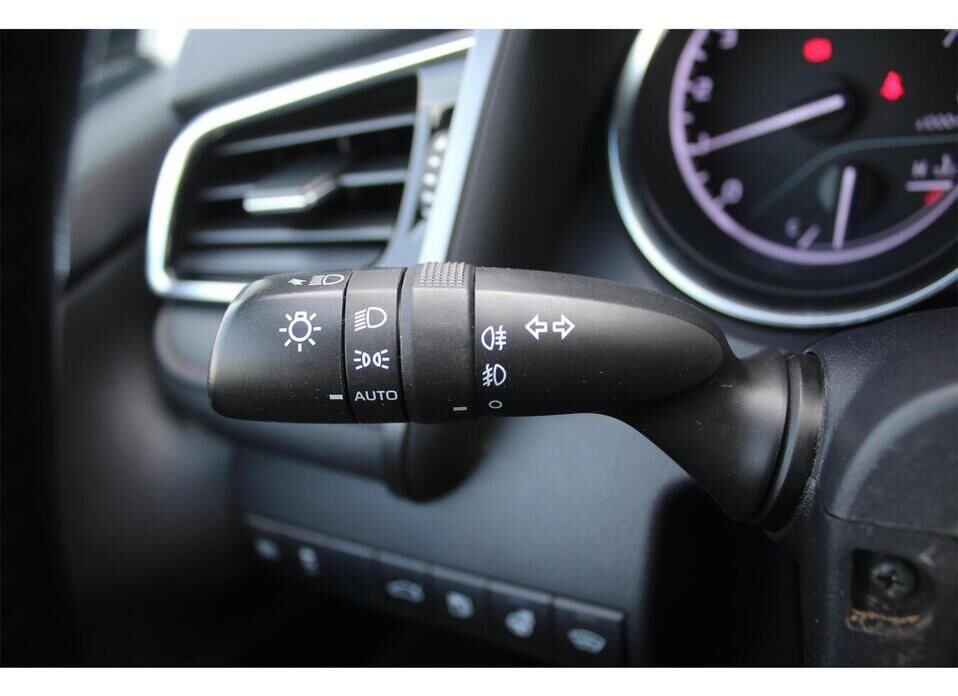 Toyota Camry, VIII (XV70) 2.5 AT (181 л.с.)