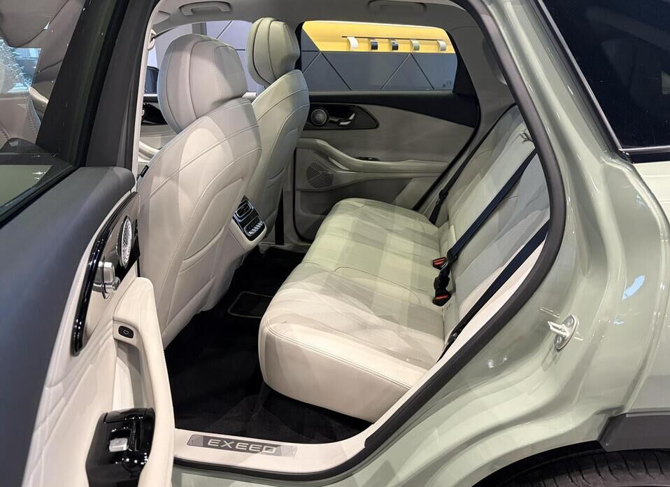 EXEED RX 2.0 AT (249 л.с.) 4WD