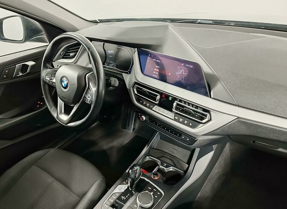 BMW 1 серии 118i 1.5 AMT (140 л.с.)