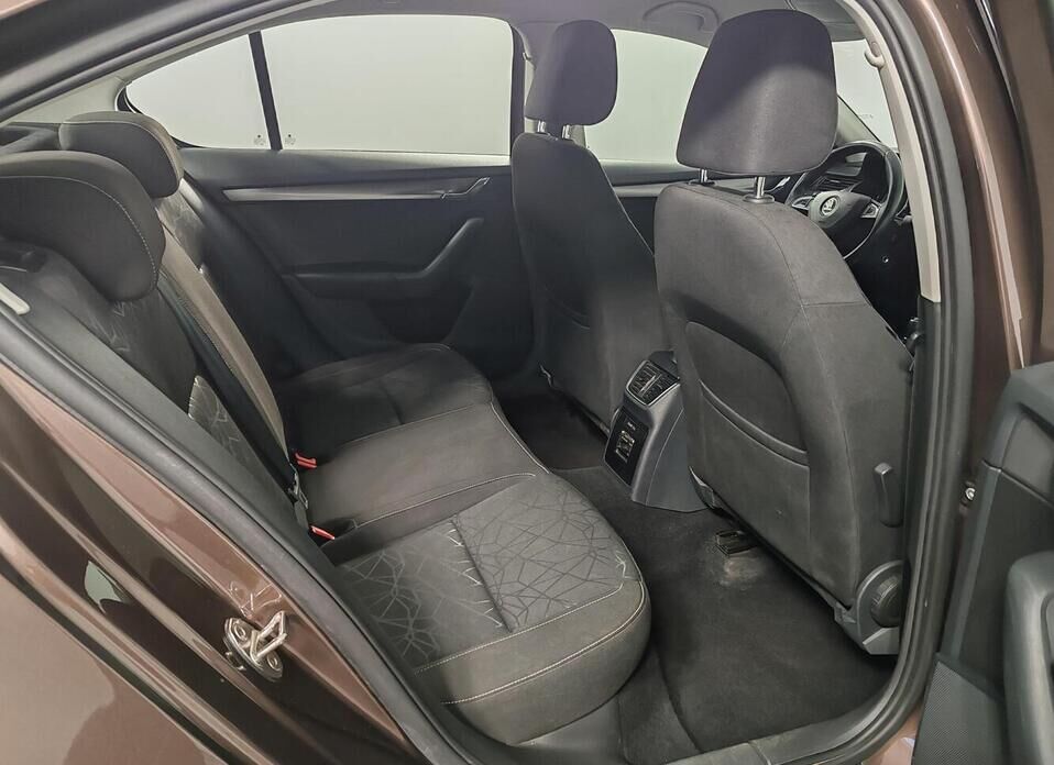 Skoda Octavia, III (A7) Рестайлинг 1.4 AMT (150 л.с.)