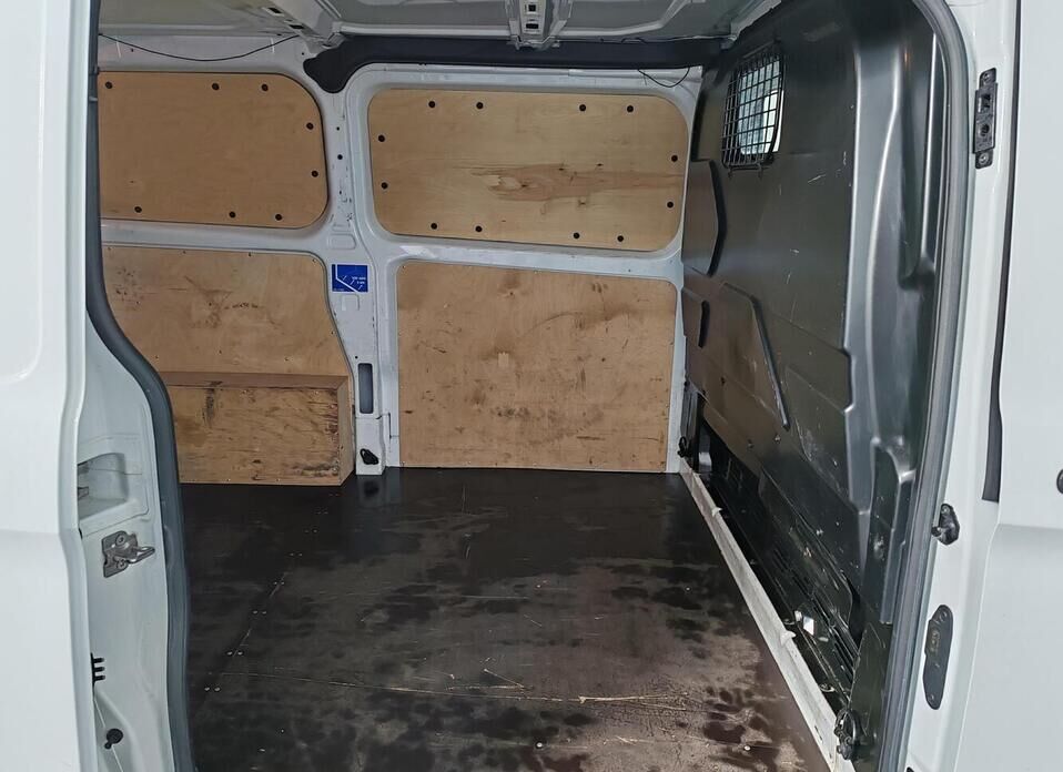Ford Transit Custom LWB Van 2.2d MT (100 л.с.)