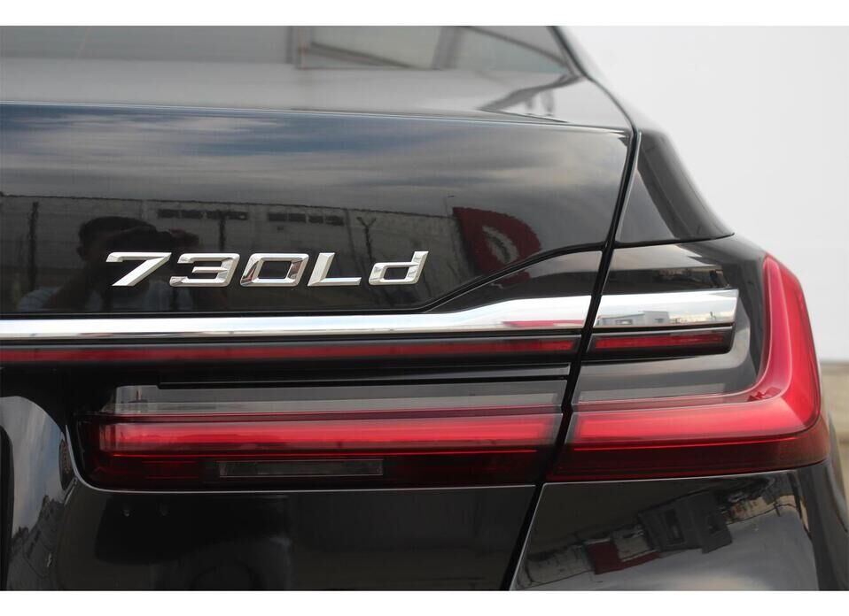 BMW 7 серии 730Ld xDrive 3.0d AT (249 л.с.) 4WD