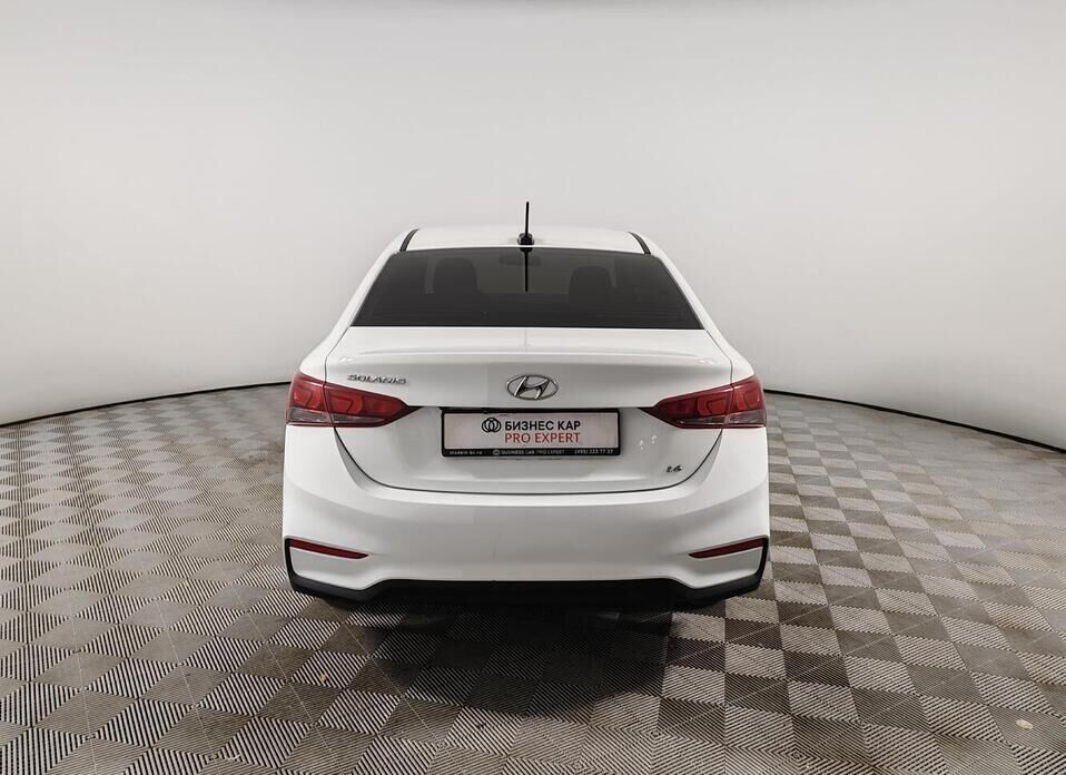 Hyundai Solaris, II 1.6 AT (123 л.с.)