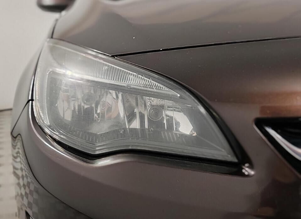Opel Astra 1.6 MT (115 л.с.)