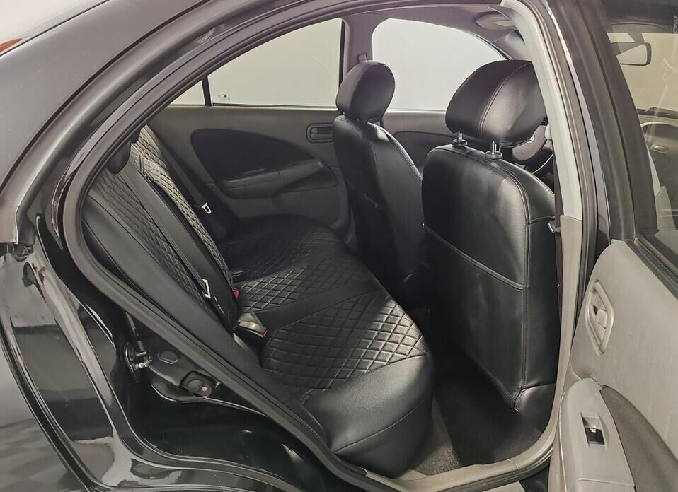 Nissan Almera Classic 1.6 AT (107 л.с.)