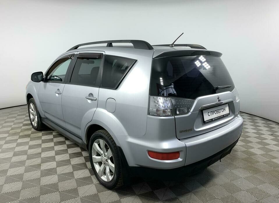 Mitsubishi Outlander 2.4 CVT (170 л.с.) 4WD