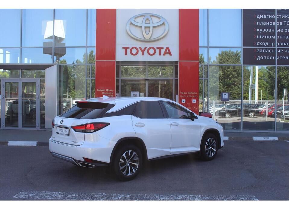 Lexus RX 300 2.0 AT (238 л.с.) 4WD