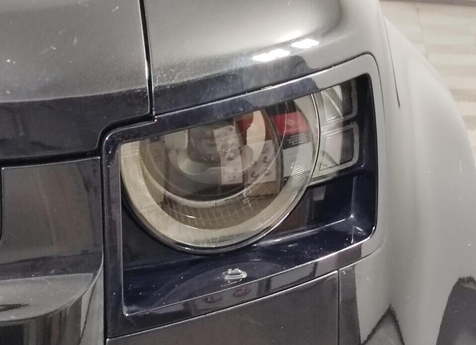 Land Rover Defender, II 110 2.0d AT (200 л.с.) 4WD