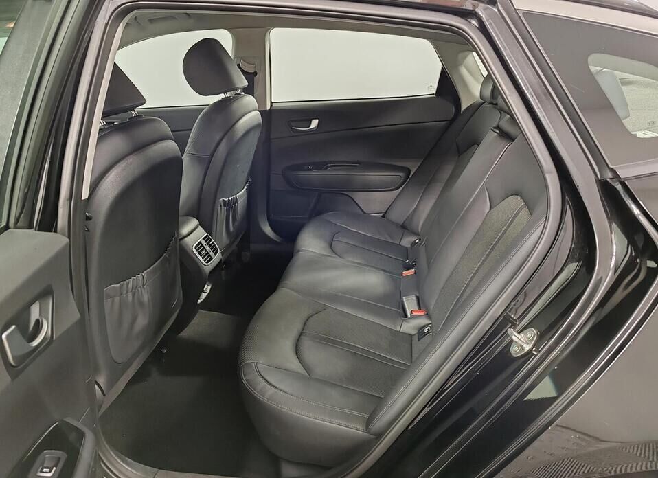 Kia Optima 2.4 AT (188 л.с.)