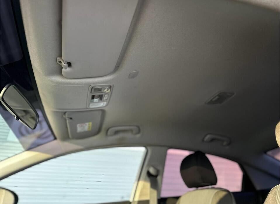 Hyundai Solaris, II Рестайлинг 1.6 MT (123 л.с.)