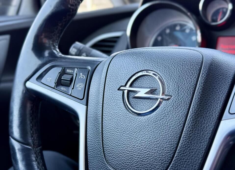 Opel Astra, J Рестайлинг 1.4 AT (140 л.с.)