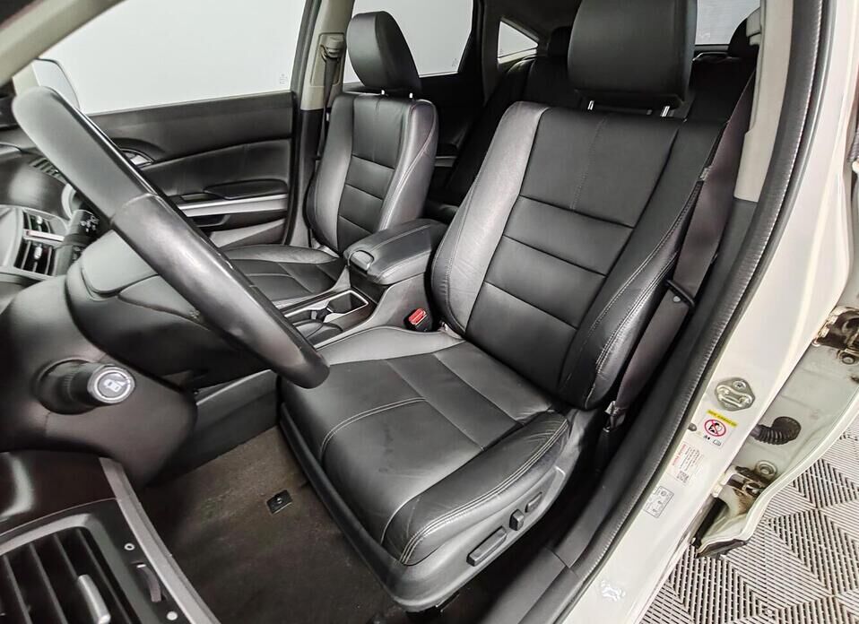 Honda Crosstour 2.4 AT (194 л.с.)