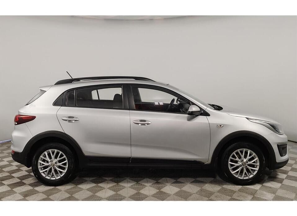 Kia Rio X-Line 1.6 AT (123 л.с.)
