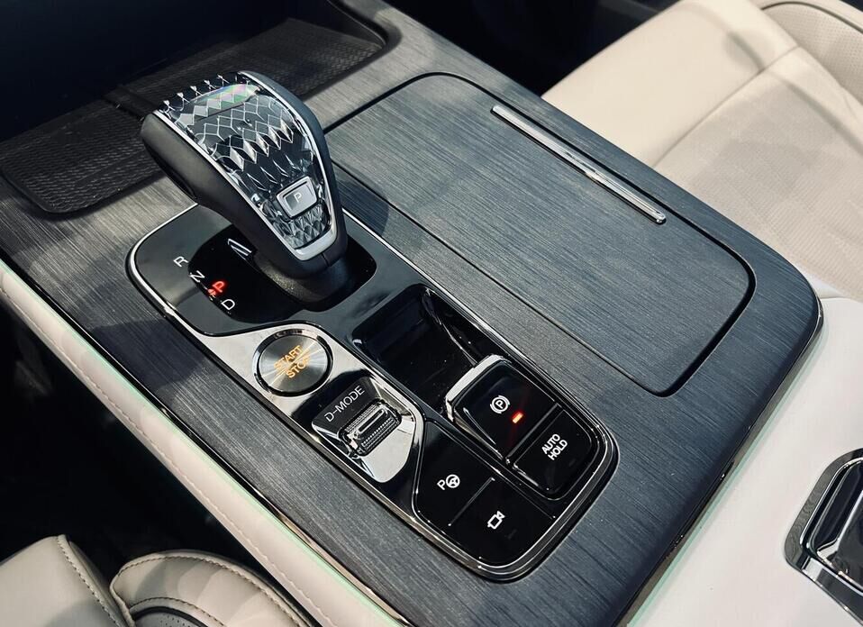 GAC GS8, II Dragon 2.0 AT (231 л.с.) 4WD