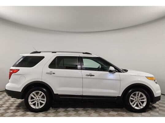 Ford Explorer, 2013&nbsp;г., 233&nbsp;702&nbsp;км