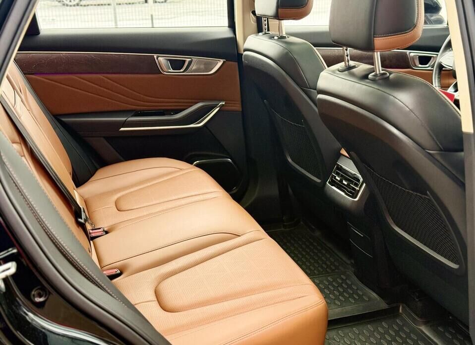 FAW Bestune T99, I Рестайлинг 6-speed 2.0 AT (224 л.с.)