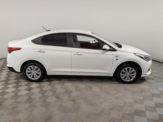 Hyundai Solaris, 2020 г., 113 862 км