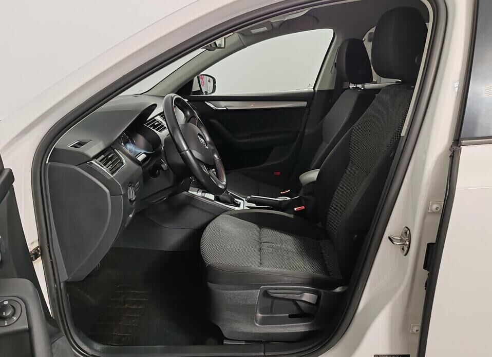 Skoda Octavia 1.4 AMT (140 л.с.)