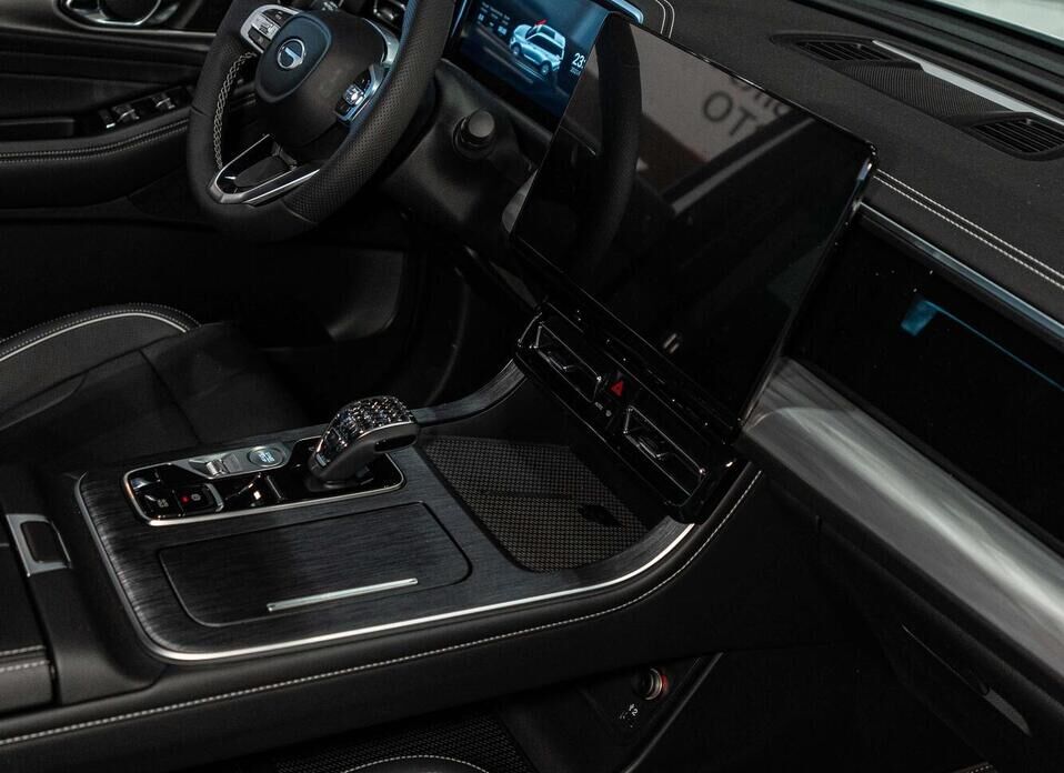 GAC GS8, II 2.0 AT (231 л.с.) 4WD