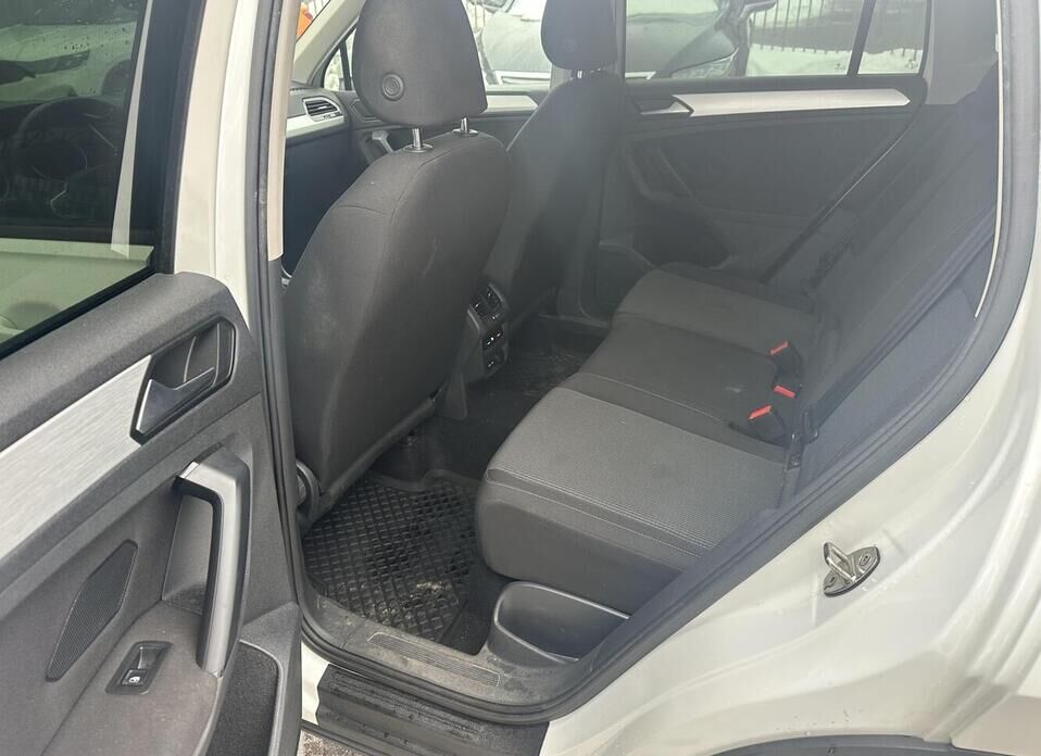 Volkswagen Tiguan, II Рестайлинг 1.4 AMT (150 л.с.)